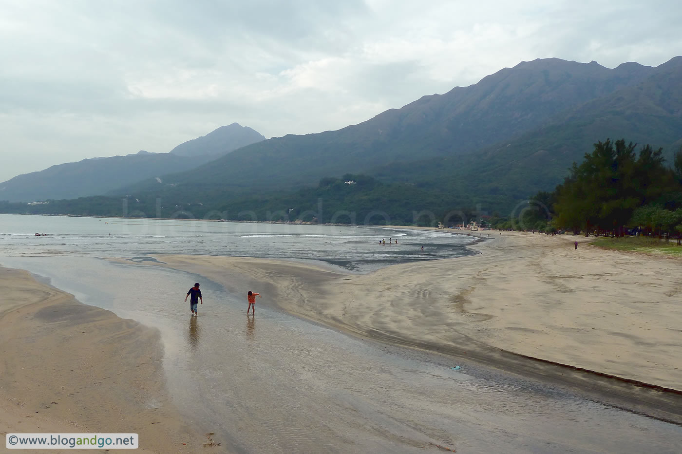 Lantau Trail 12 - Leaving Pui O for Mui Wo